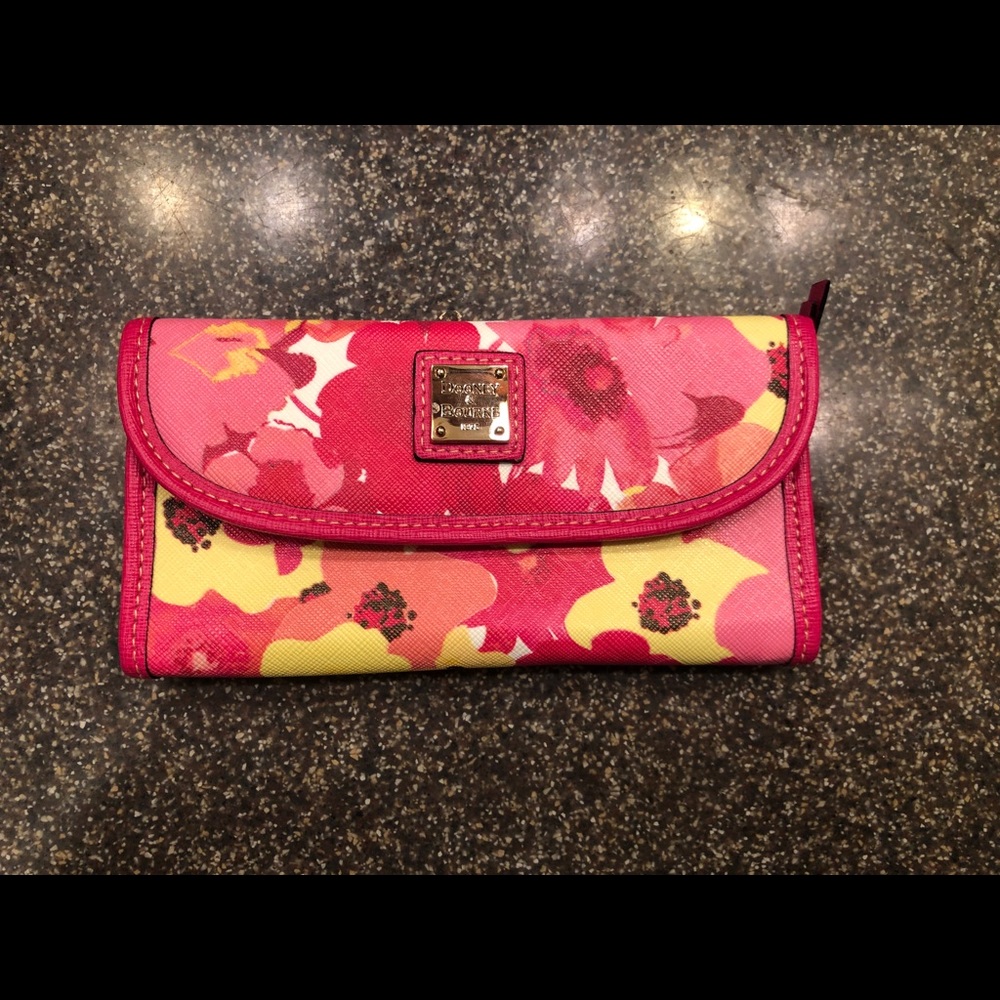Brand New Dooney & Bourke Wallet